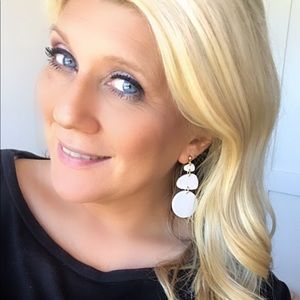 Meet your Posher, Paula